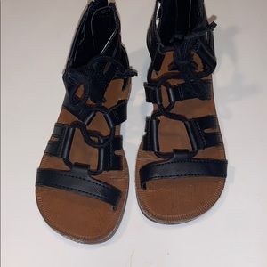 Like NEW OshKosh Girls Size 10 Black Sandals